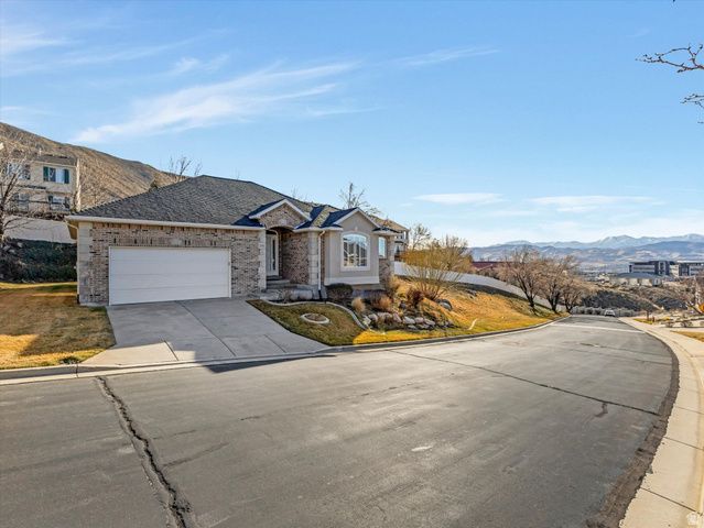 352 E HAVEN CREST RD, Draper, UT 84020