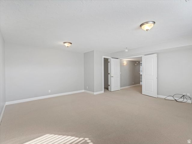 352 E HAVEN CREST RD, Draper, UT 84020