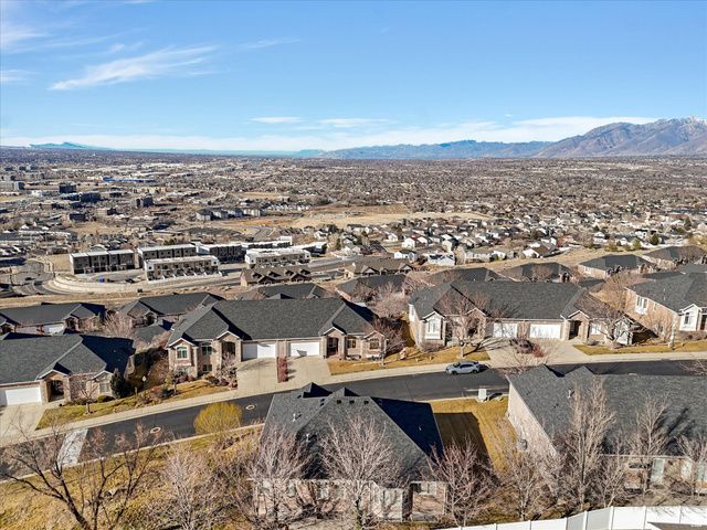 352 E HAVEN CREST RD, Draper, UT 84020