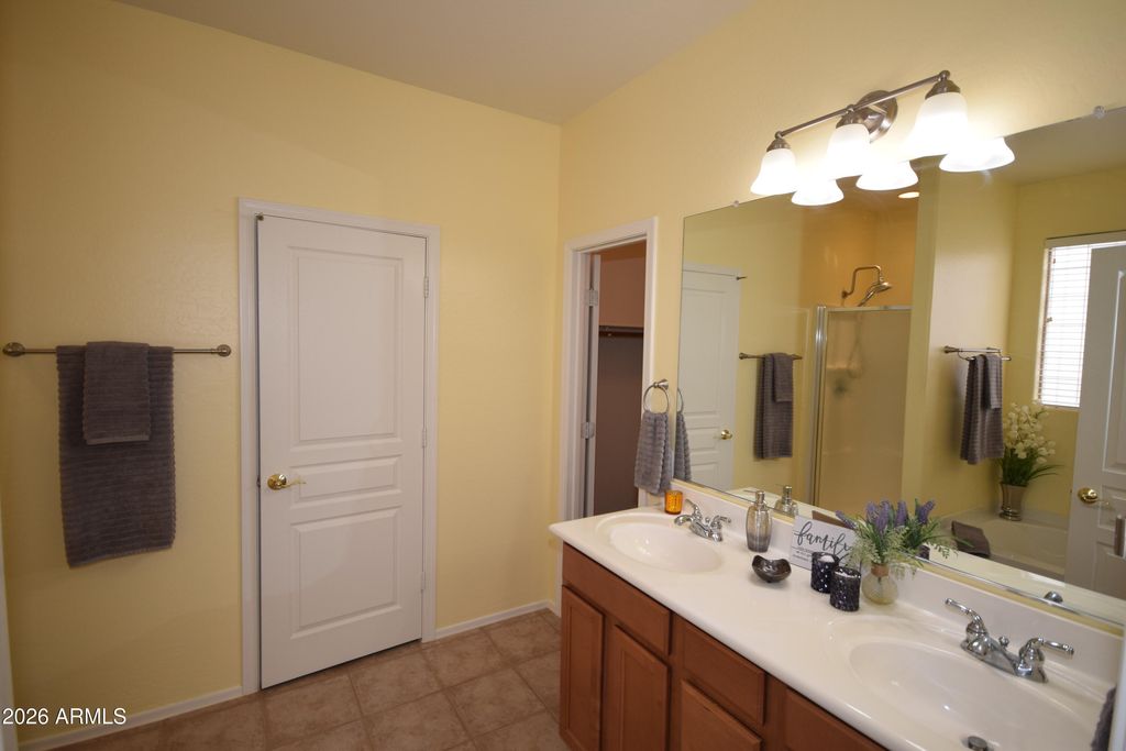 28319 N DESERT NATIVE Street, San Tan Valley, AZ 85143 — photo 3
