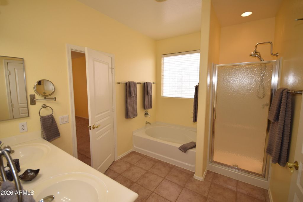 28319 N DESERT NATIVE Street, San Tan Valley, AZ 85143 — photo 4