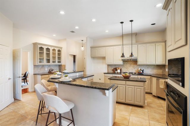 710 Timarron, Leander, TX 78641