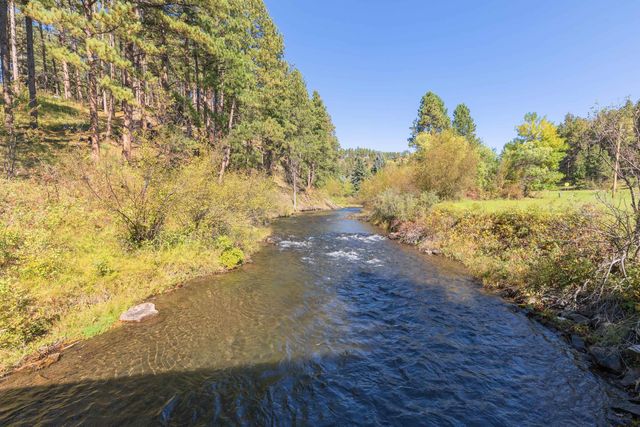 22946 FOREST RD, Rapid City, SD 57702