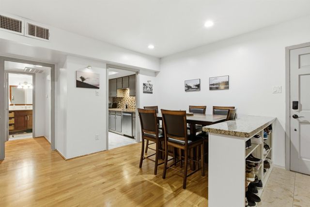 2224 S Piney Point Road 222, Houston, TX 77063