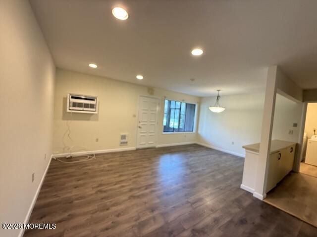 113 Amberly Drive F, Manalapan, NJ 07726