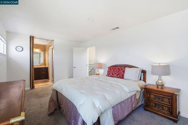 46 Edgewater Pl, Pittsburg, CA 94565