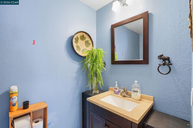 46 Edgewater Pl, Pittsburg, CA 94565