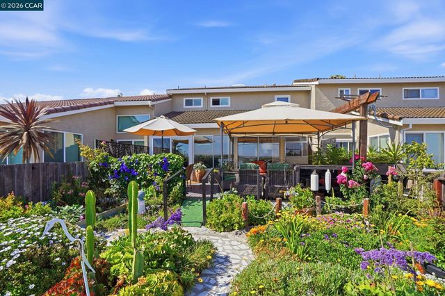 46 Edgewater Pl, Pittsburg, CA 94565