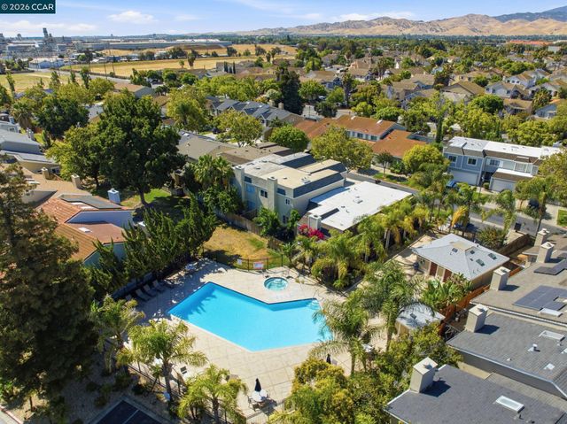 46 Edgewater Pl, Pittsburg, CA 94565
