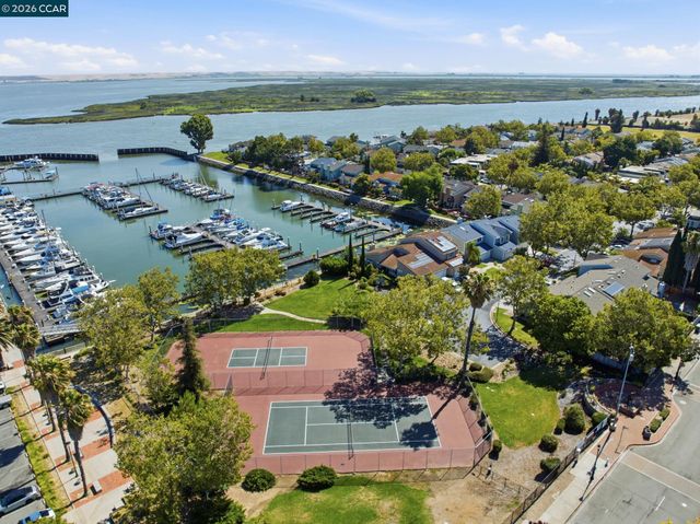 46 Edgewater Pl, Pittsburg, CA 94565