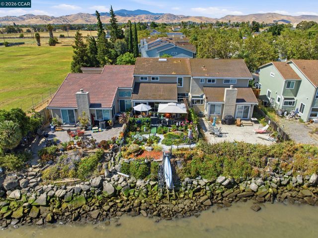 46 Edgewater Pl, Pittsburg, CA 94565