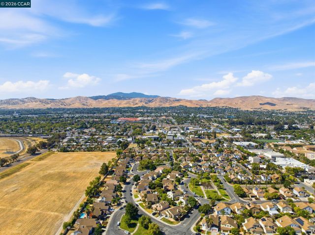 46 Edgewater Pl, Pittsburg, CA 94565