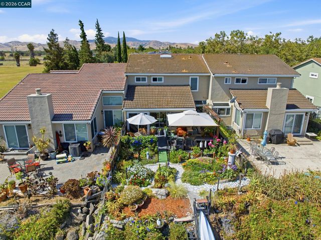 46 Edgewater Pl, Pittsburg, CA 94565