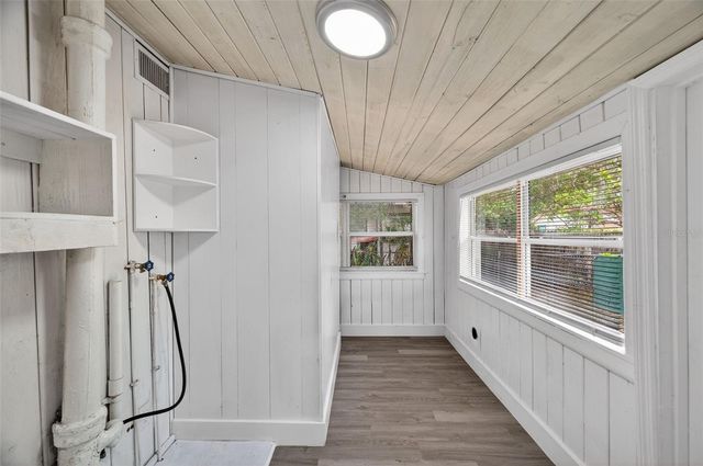 7805 N MULBERRY STREET, Tampa, FL 33604