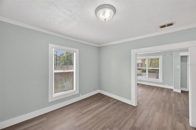 7805 N MULBERRY STREET, Tampa, FL 33604