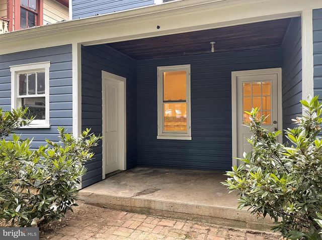 211 S MAPLE AVE, Martinsburg, WV 25401