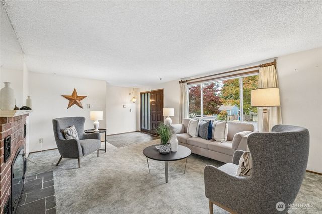 13742 39th Avenue NE, Seattle, WA 98125
