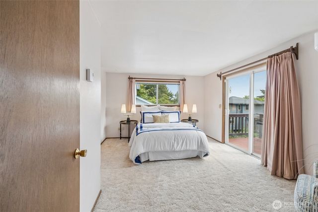 13742 39th Avenue NE, Seattle, WA 98125