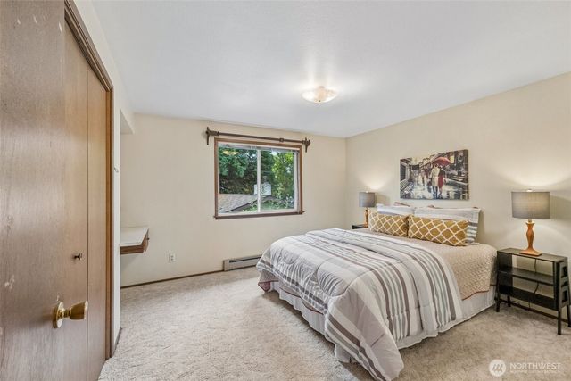 13742 39th Avenue NE, Seattle, WA 98125