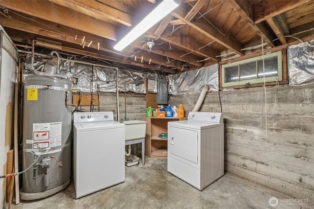13742 39th Avenue NE, Seattle, WA 98125