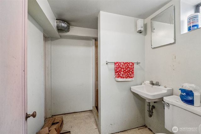 13742 39th Avenue NE, Seattle, WA 98125