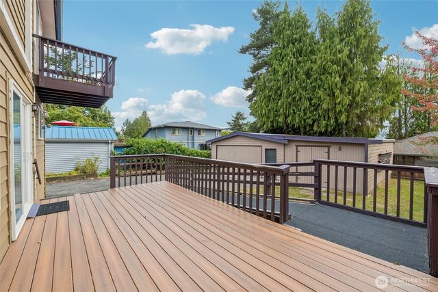 13742 39th Avenue NE, Seattle, WA 98125