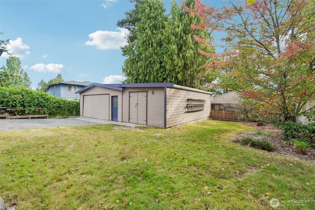 13742 39th Avenue NE, Seattle, WA 98125