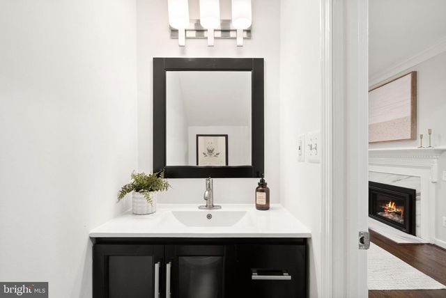 1242 MICHIGAN CT, Alexandria, VA 22314
