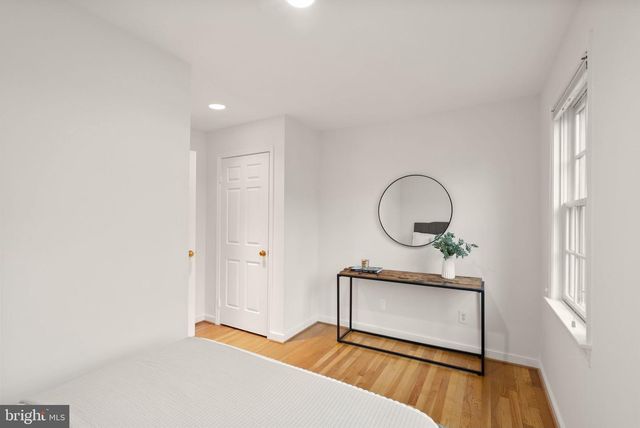 1242 MICHIGAN CT, Alexandria, VA 22314