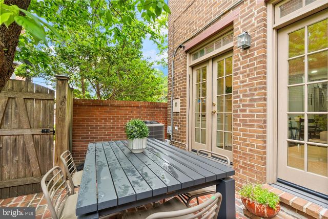1242 MICHIGAN CT, Alexandria, VA 22314