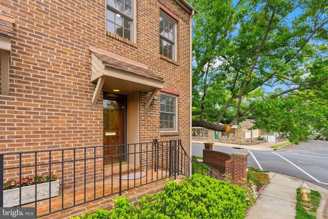 1242 MICHIGAN CT, Alexandria, VA 22314