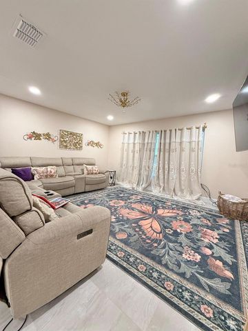 18240 MOUNT OLIVE DRIVE, Dade City, FL 33523