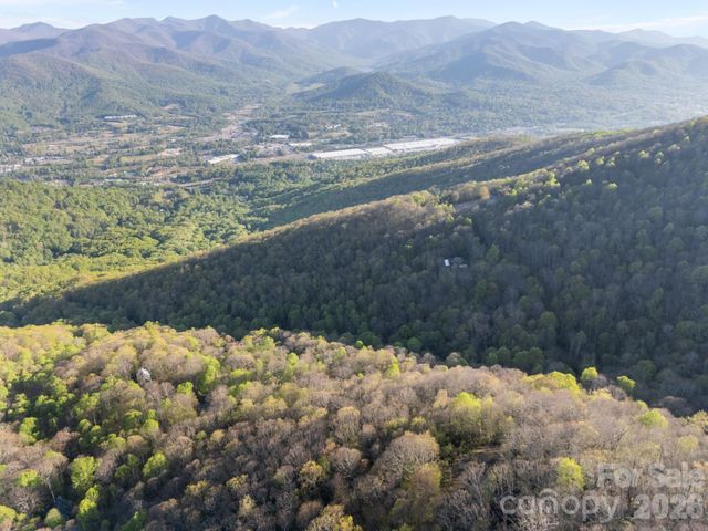 58 Mountain Azalea Drive, Swannanoa, NC 28778
