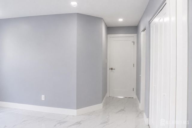 709 Sunshine Court, Sayreville, NJ 08859