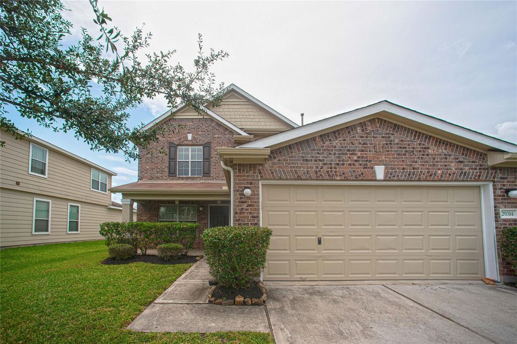 29314 Legends Bluff Drive, Spring, TX 77386