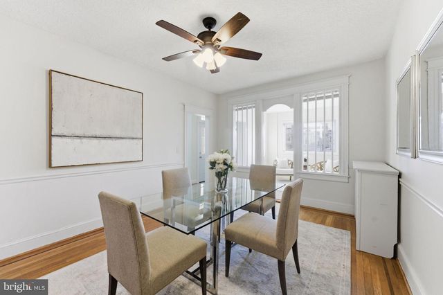 824 EMERSON ST NW, Washington, DC 20011