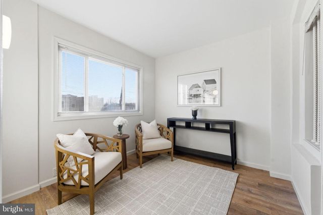 824 EMERSON ST NW, Washington, DC 20011