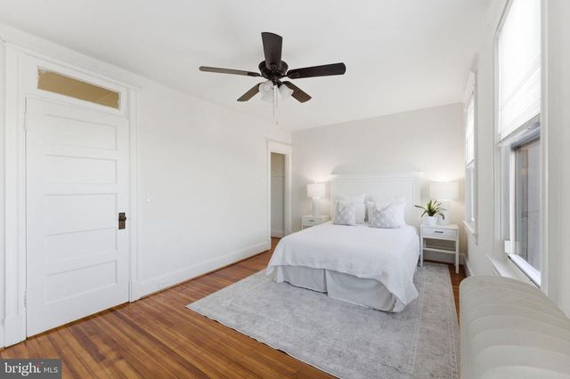 824 EMERSON ST NW, Washington, DC 20011