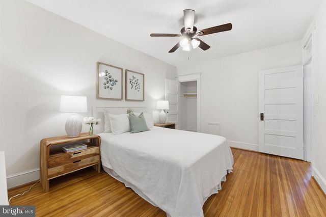 824 EMERSON ST NW, Washington, DC 20011