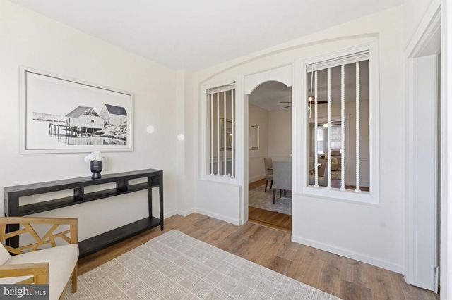 824 EMERSON ST NW, Washington, DC 20011