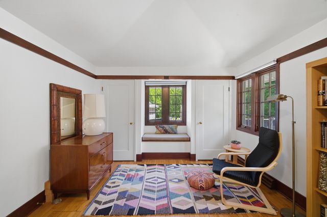 1184 Wade Street, Highland Park, IL 60035