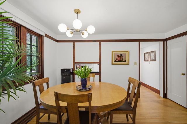 1184 Wade Street, Highland Park, IL 60035