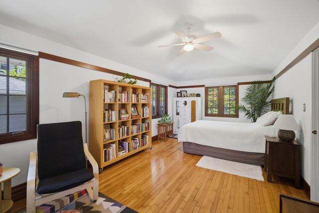 1184 Wade Street, Highland Park, IL 60035