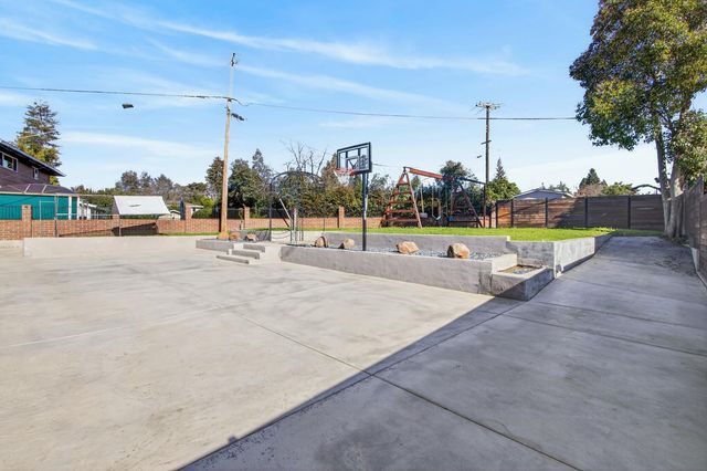 5136 Romero Way, Fair Oaks, CA 95628