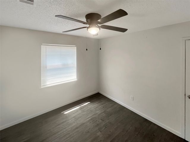 3008 Farrell Lane, Fort Worth, TX 76119