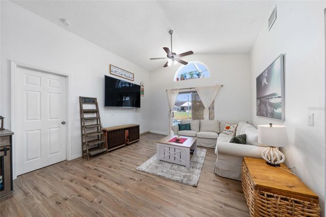 1611 BRIDGEVIEW CIRCLE, Orlando, FL 32824