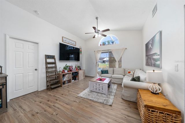 1611 BRIDGEVIEW CIRCLE, Orlando, FL 32824