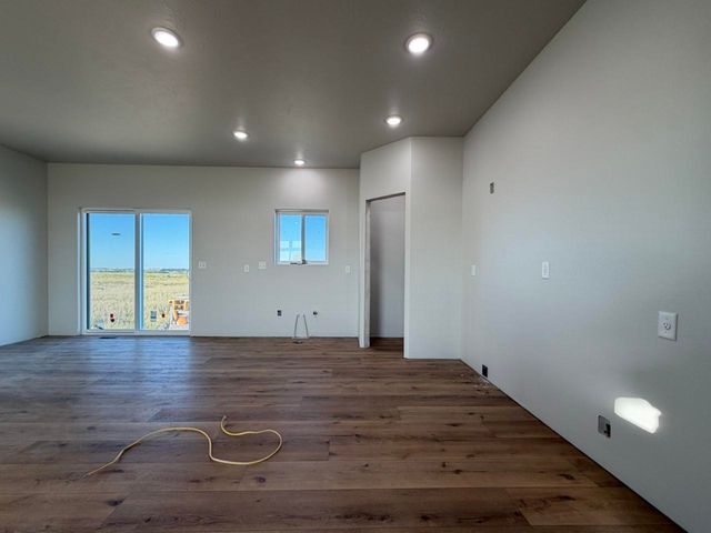 3809 Grayson Drive, Burlington, ND 58722