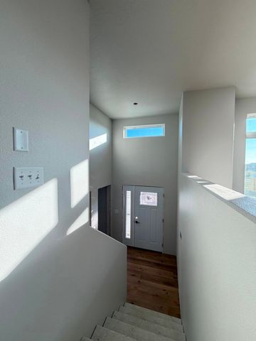 3809 Grayson Drive, Burlington, ND 58722