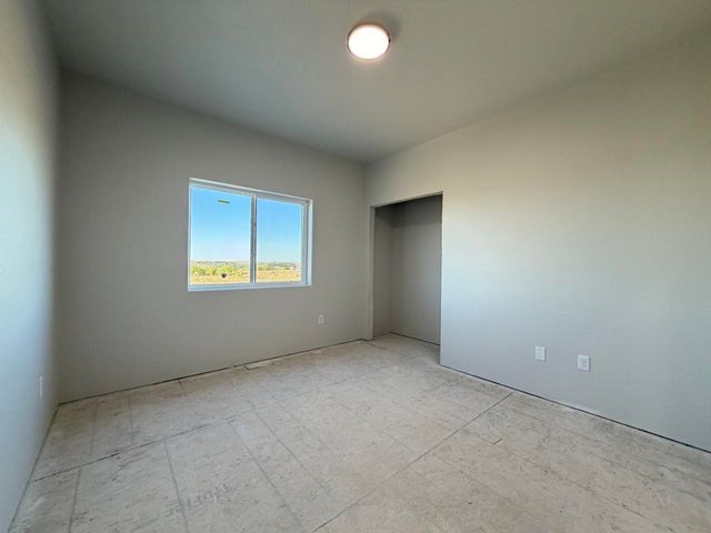 3809 Grayson Drive, Burlington, ND 58722